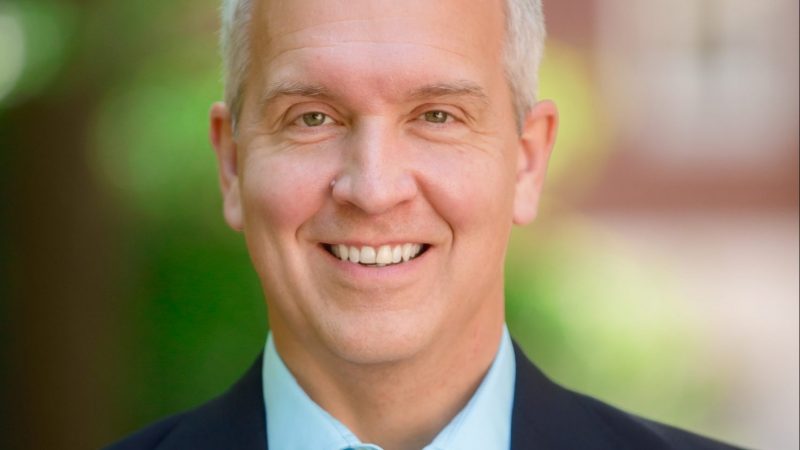 Dr. Shawn Mobbs Named Associate Dean for Faculty and Research